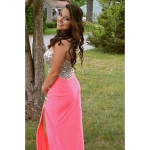 Meet your Posher, Ciara