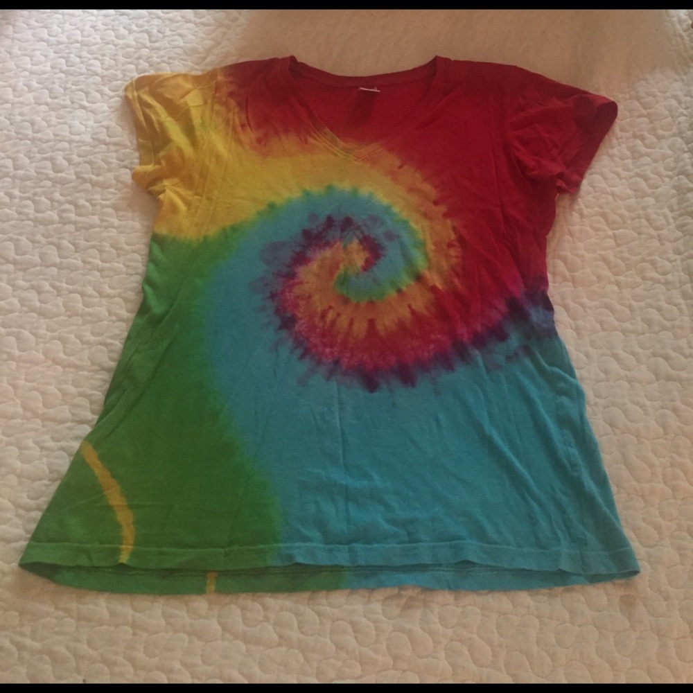 Boho Tiedye vneck tee