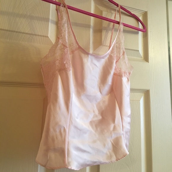 Baby Pink VS Small Satin Crop - Picture 4 of 4