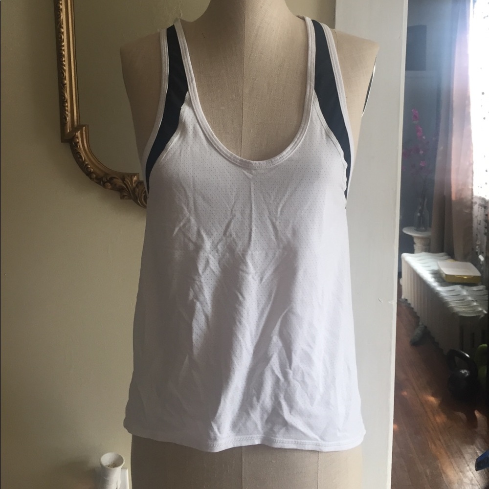 Vimmia mesh tank top barely worn
