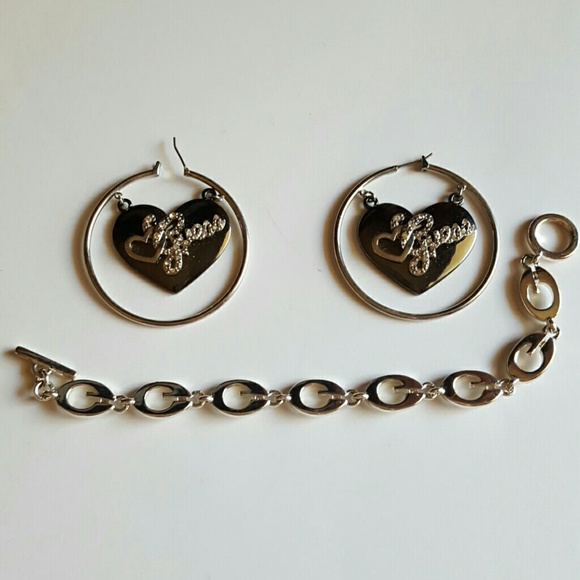 GUESS EARRING N BRACELET NWOT---SILVER - Picture 2 of 4