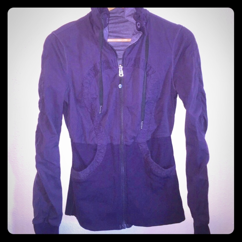 Lulu lemon purple hoodie size 8 reversible