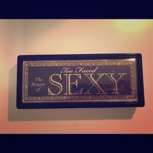Too faced "Sexy" palette