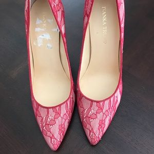 Ivanka Trump lace red pumps Size 7
