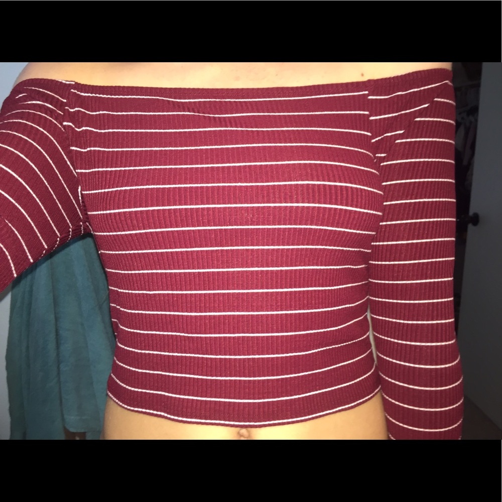 TOBI off the shoulder ribbed crop top