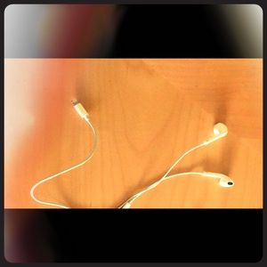 iPhone 7 earphones