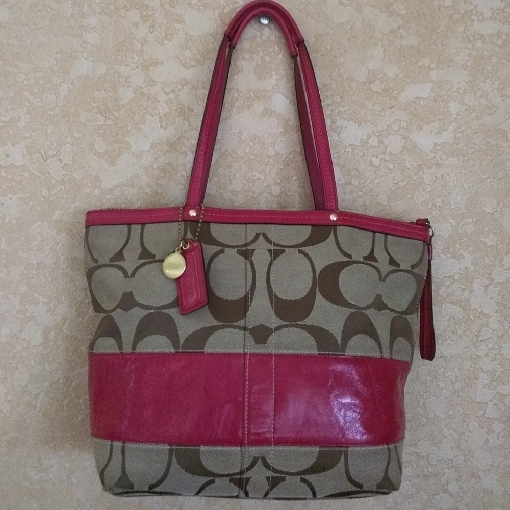 Coach Beige/fuscsia bag