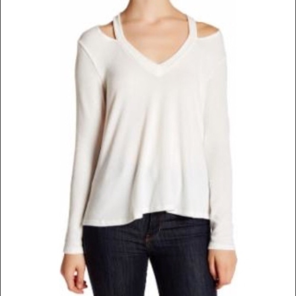 NYTT Cold Shoulder Top in light Pink
