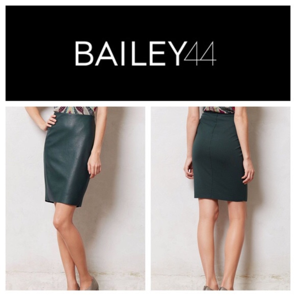 Bailey 44 green stretch faux leather pencil skirt