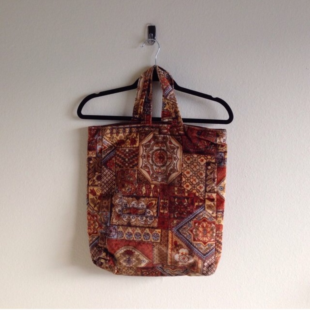 🌜super cool vintage velvet bag🌛