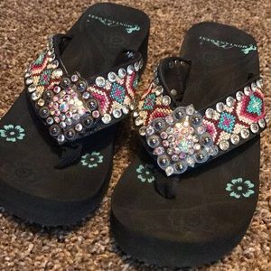 Montana West Embroidered Flip Flops