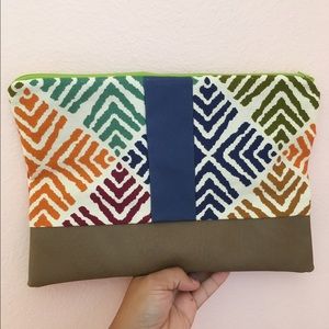 Hand clutch, vegan leather, canvas