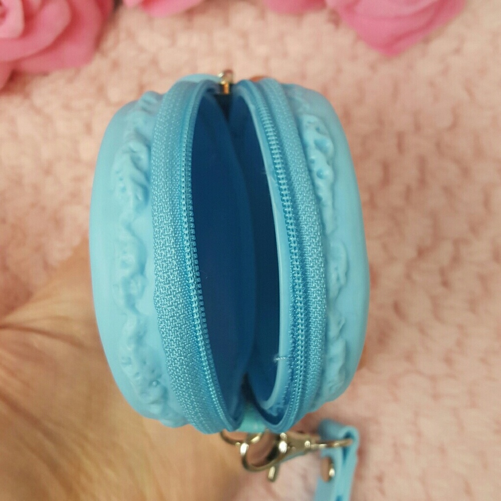 !SALE! Blue Macaroon Cookie Coin Purse Wristlet - Picture 4 of 7