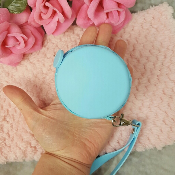 !SALE! Blue Macaroon Cookie Coin Purse Wristlet - Picture 7 of 7