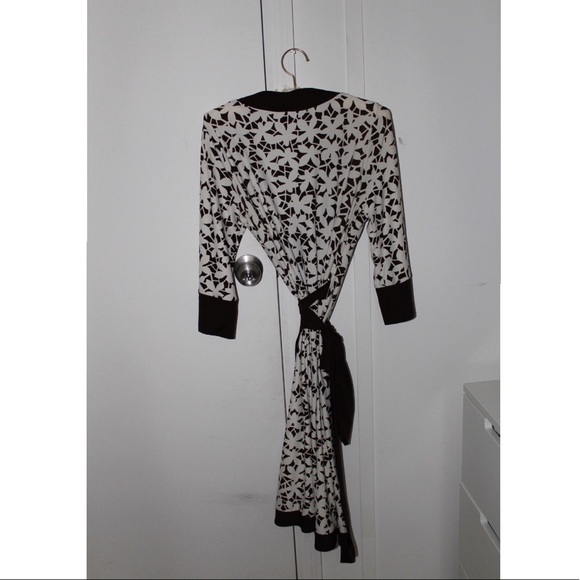 Wrap Dress - Picture 2 of 4