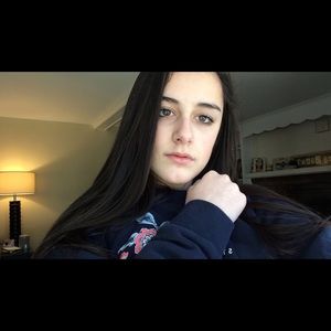 Meet your Posher, Adrianna