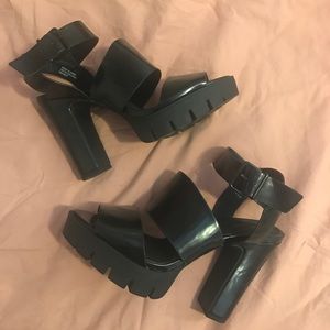 Black heeled sandals