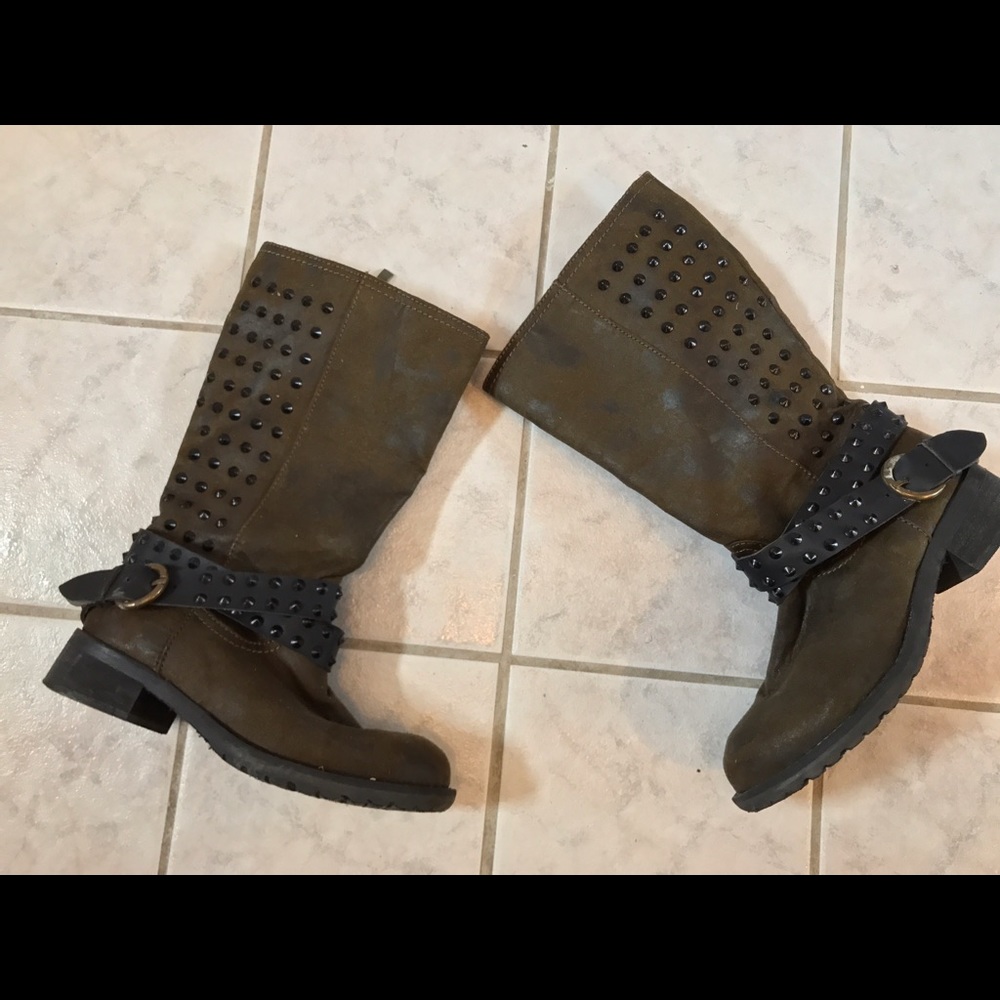 Rebel studded boots