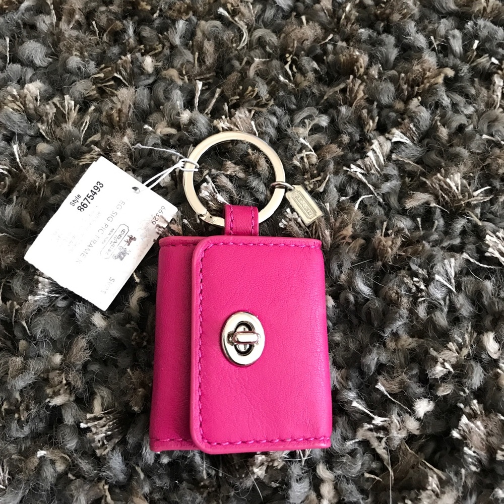NWT Coach pic frame keychain