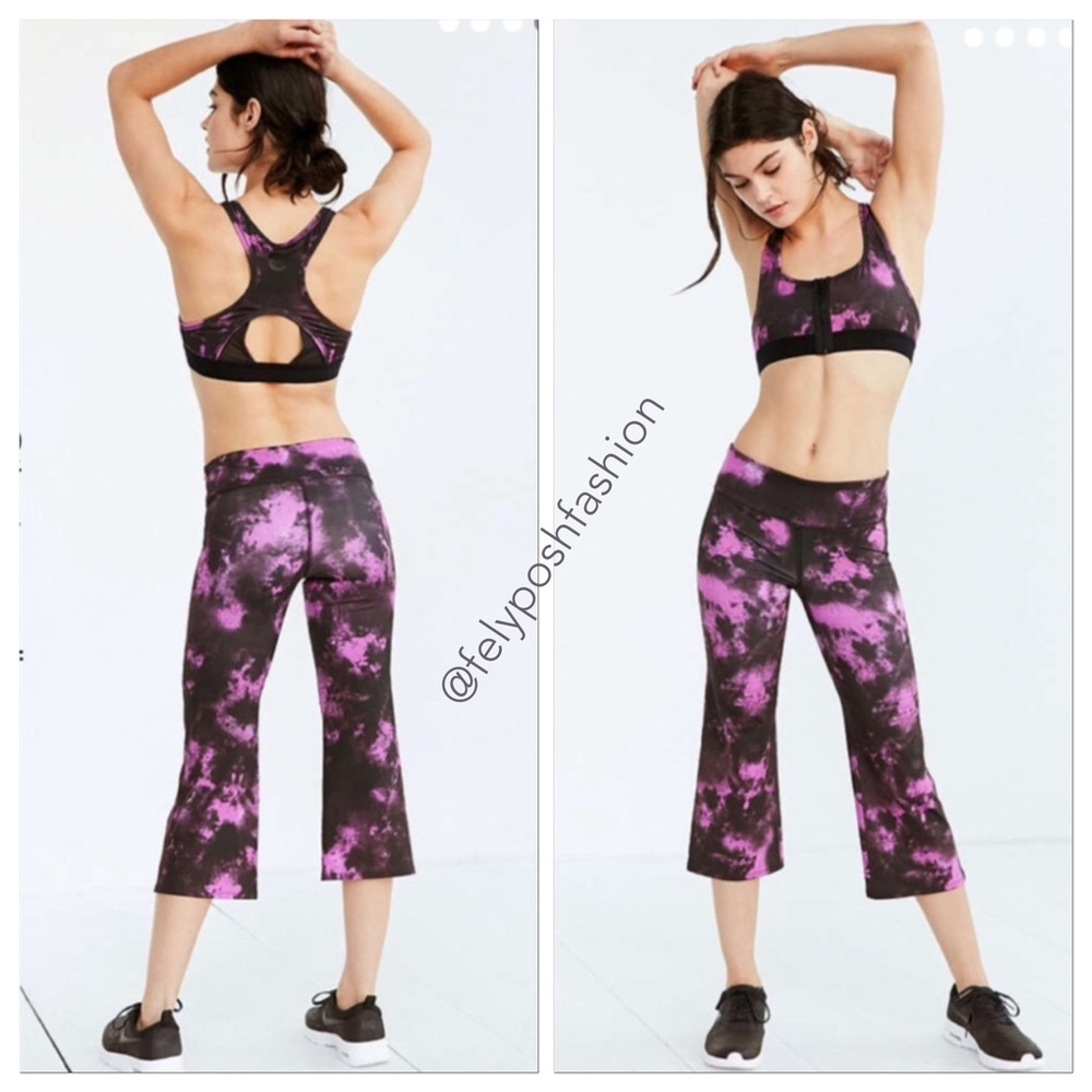 Urban Outfitters Without Walls Capri Yoga Pants