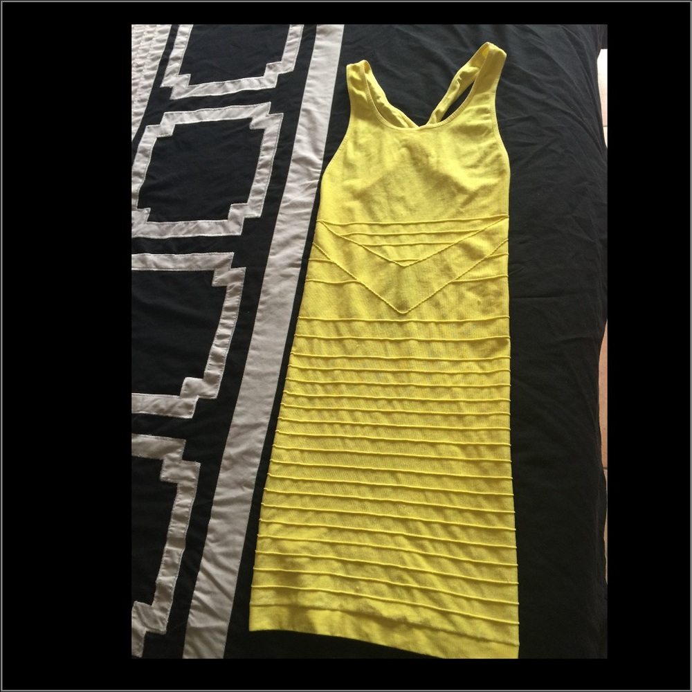 Bebe yellow dress -SOLD- - Picture 3 of 3