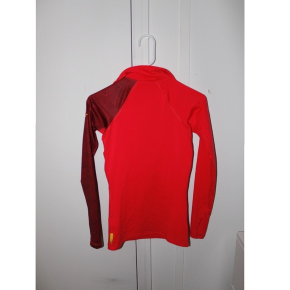 Nike Pro Sweatshirt - Picture 3 of 6