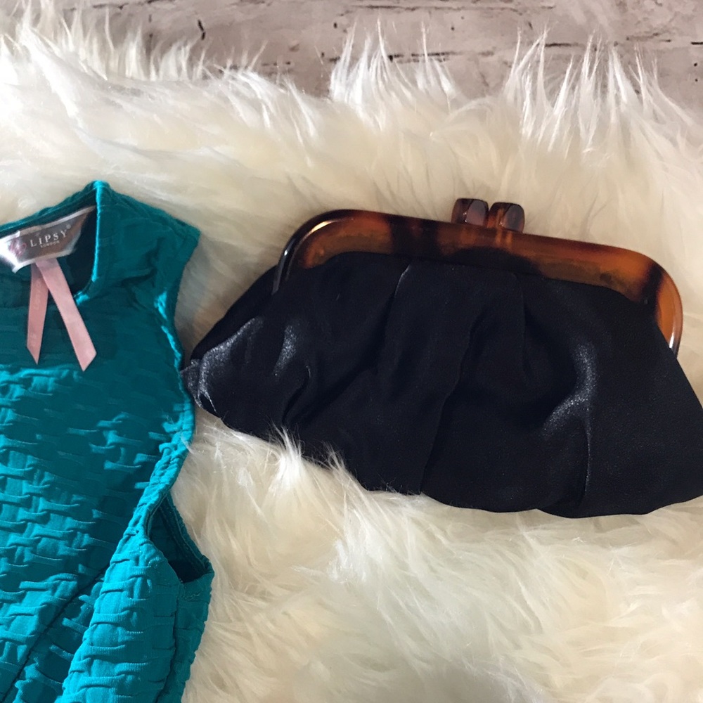 ⚡️Sale⚡️Small Black Bag with Tortoise Detail