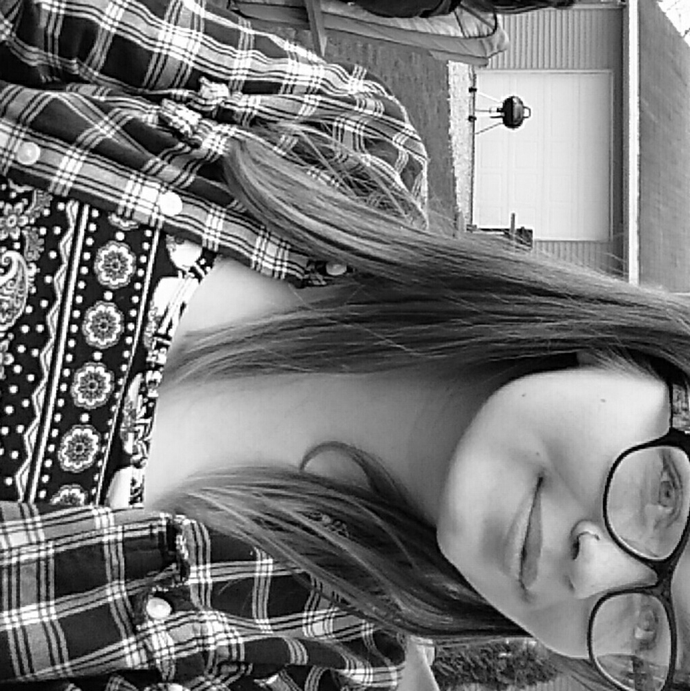 Meet your Posher, Riley