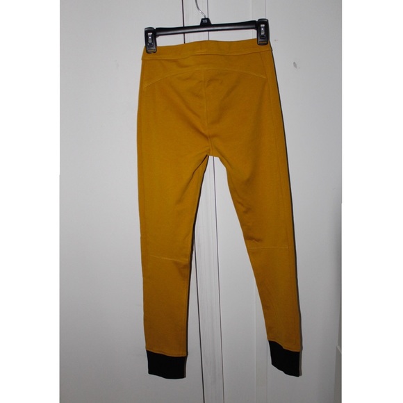 Yellow Leggings - Picture 2 of 3