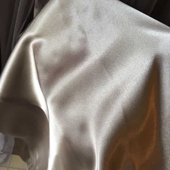 Formal gown - Picture 8 of 8