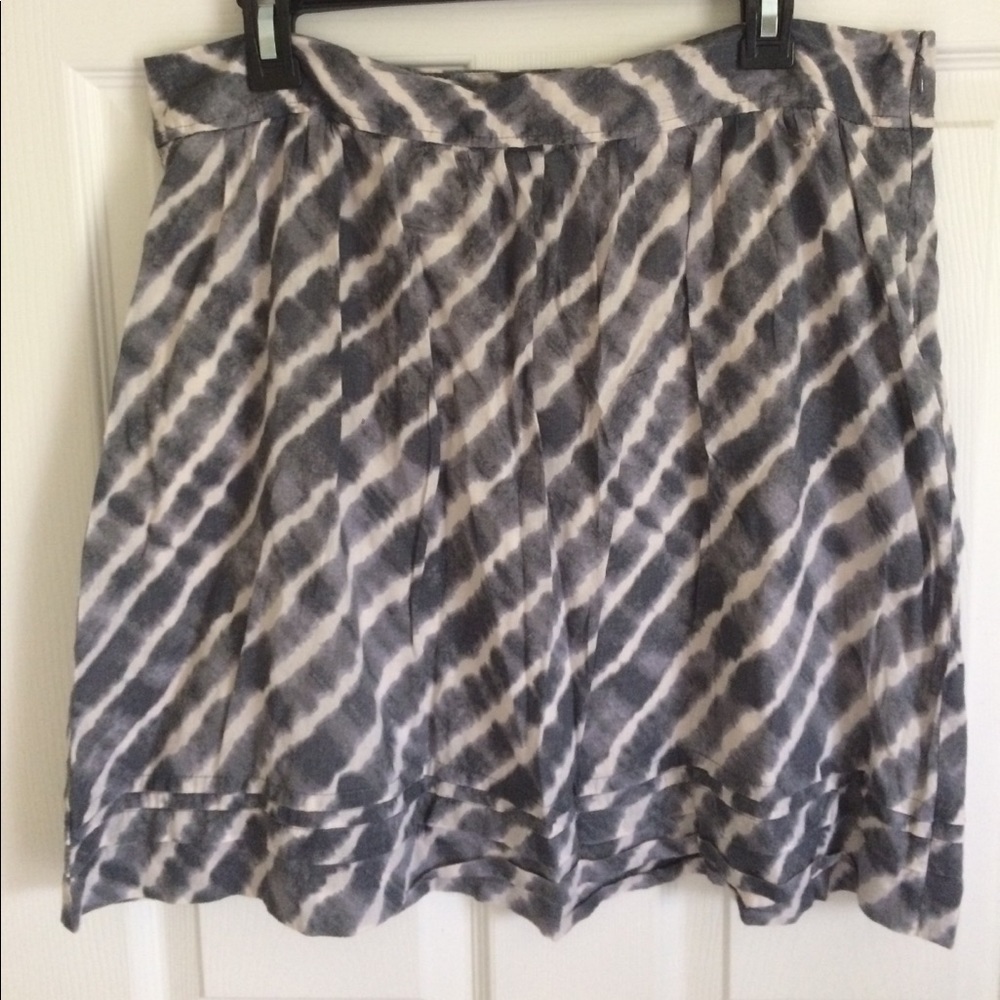 100% cotton Ann Taylor loft subtle tie-dye skirt