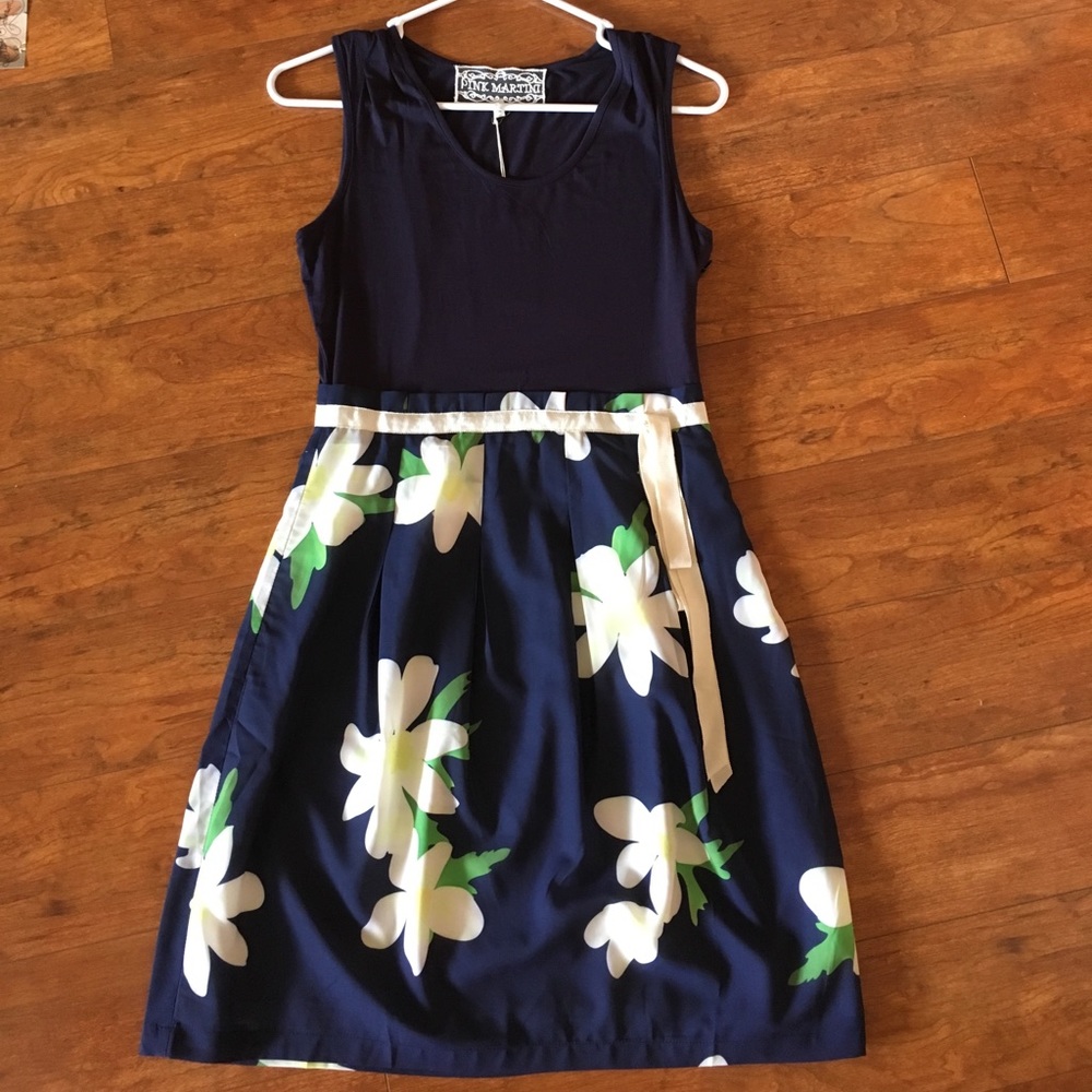 Small Mod Cloth Navy Skater Dress With Flowers