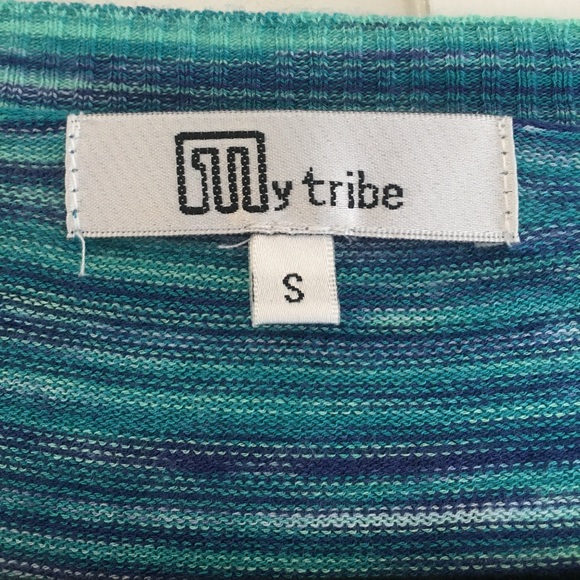 Turquoise stripe-y long sleeve - Picture 2 of 3