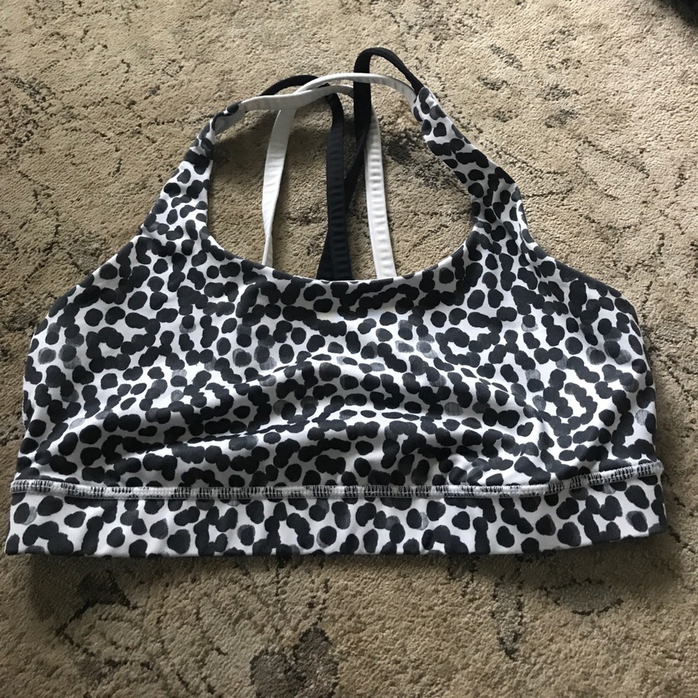 Lululemon sports bra