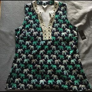 NWT Crown and Ivy sleeveless blouse