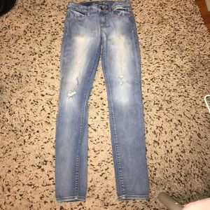 Light Wash American Eagle Jeans