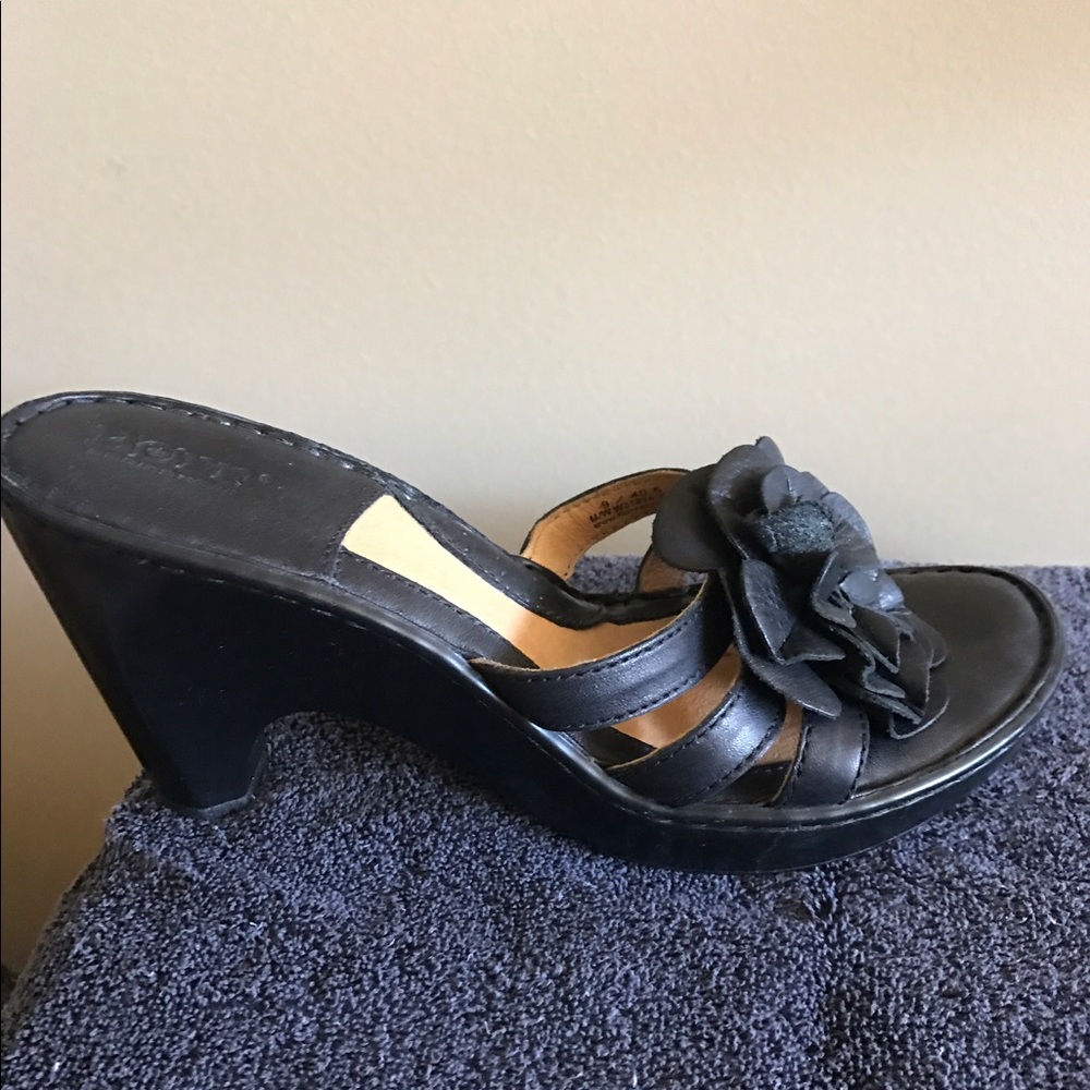 Black wedge sandal