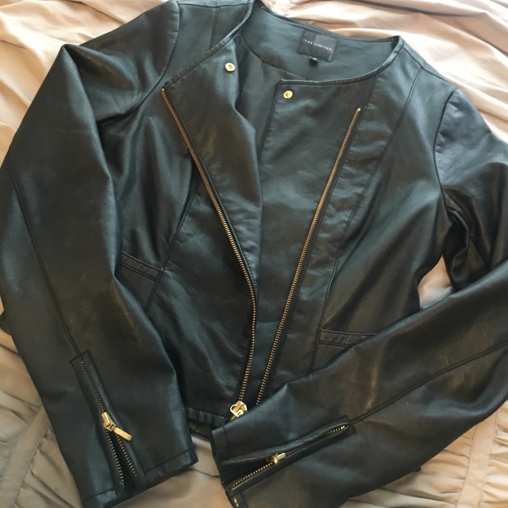 Black leather jacket. Excellent condition