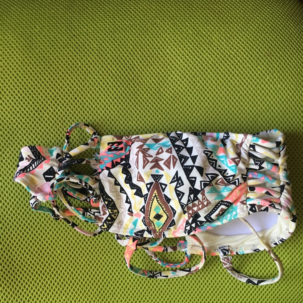 Billabong bikini - Picture 3 of 5