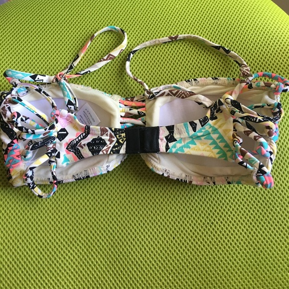 Billabong bikini - Picture 2 of 5