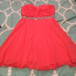 Juniors size 5 coral dress