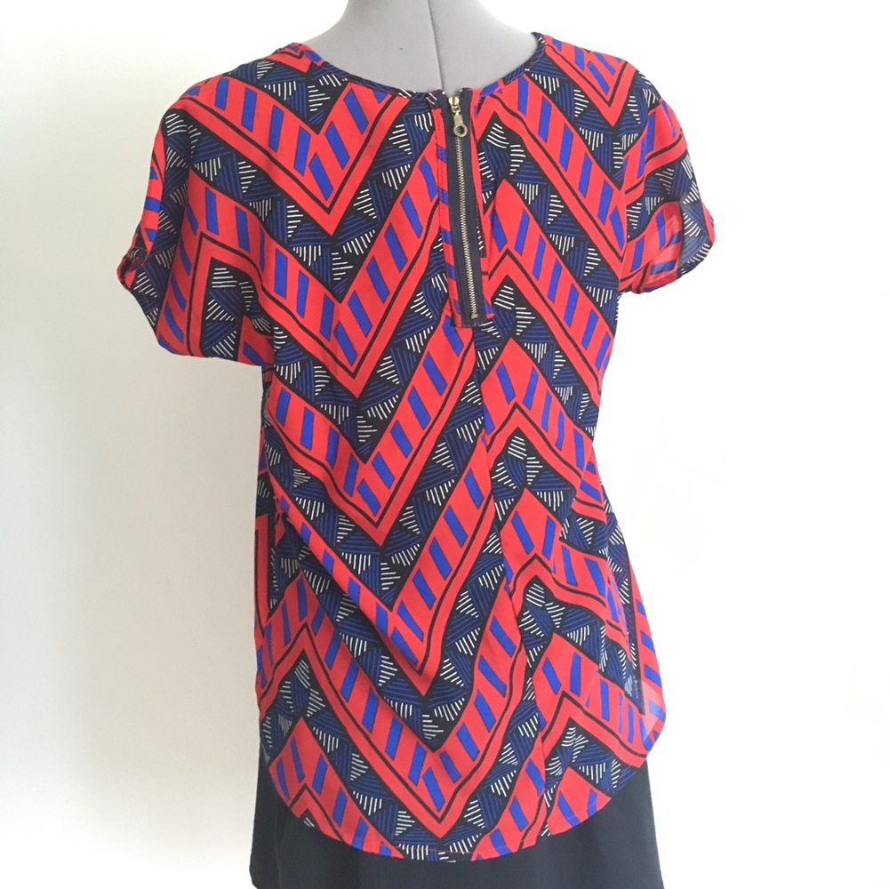 Fun & Flirt Patterned Blouse - Picture 3 of 7