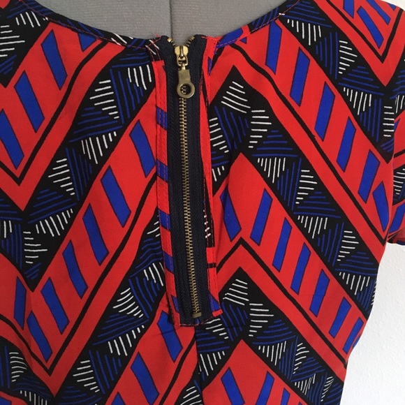 Fun & Flirt Patterned Blouse - Picture 4 of 7