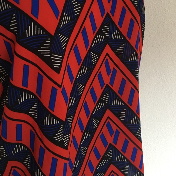 Fun & Flirt Patterned Blouse - Picture 7 of 7