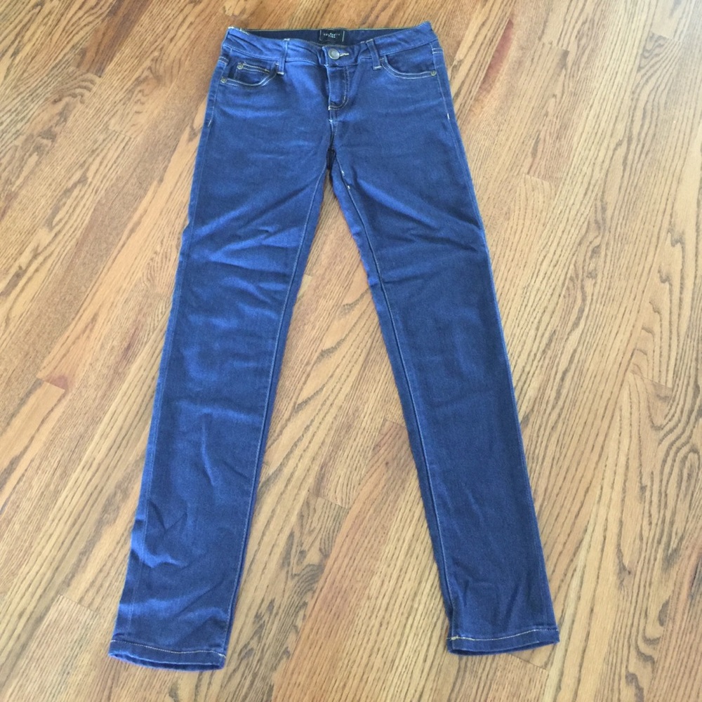 Celebrity Pink soft skinny jeans size 7/28