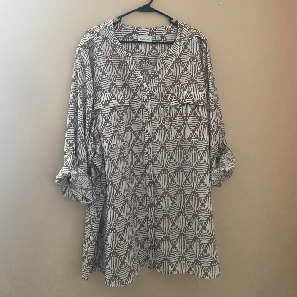 ♦️Final Sale♦️Avenue Top