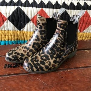 J crew leopard Chelsea boot