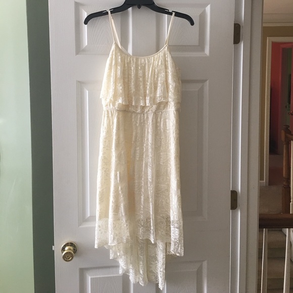 White lace high-low spaghetti strap dress. - Picture 1 of 1