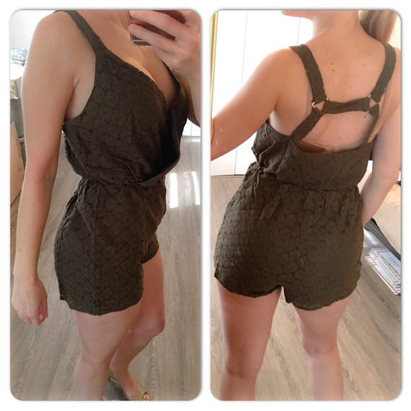 Olive Green Lace V-neck Romper w cool back - Picture 2 of 2