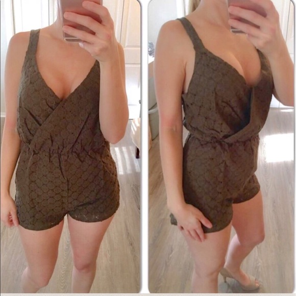 Tobi Pants - Olive Green Lace V-neck Romper w cool back